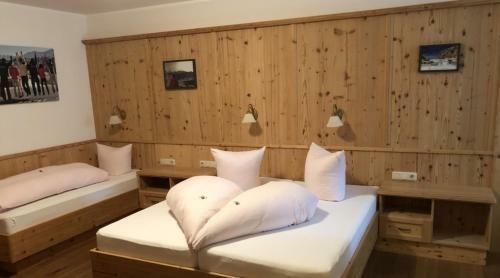 Hostal Terra Rossa