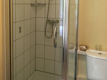 Albergue Burton Villa Guest House