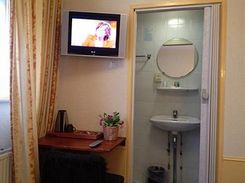 Amadeus Hotel