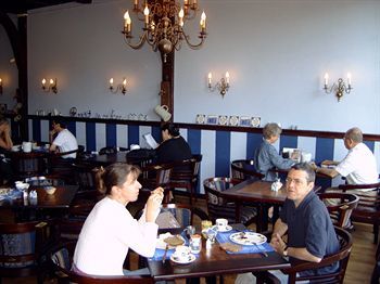 Amadeus Hotel