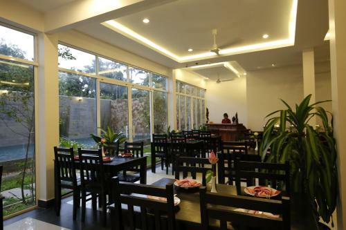 Holy Angkor Deluxe Hotel