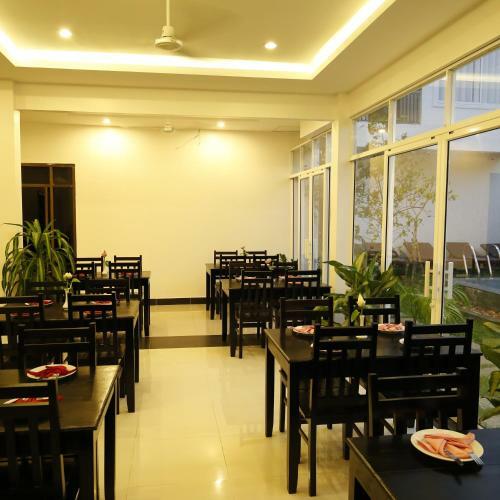 Holy Angkor Deluxe Hotel