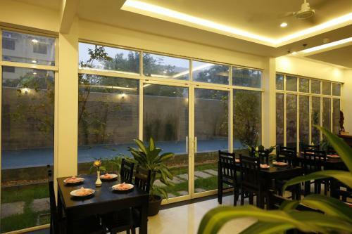 Holy Angkor Deluxe Hotel