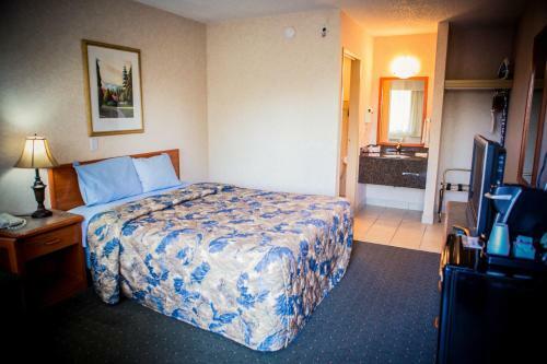 Langley Hwy Hotel