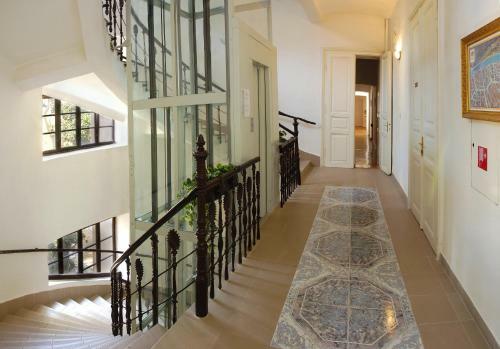 Inn Side Hotel Kalvin House