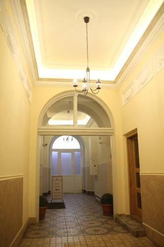Inn Side Hotel Kalvin House