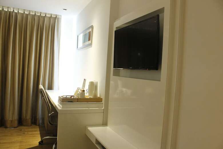 Hotel Swati Deluxe
