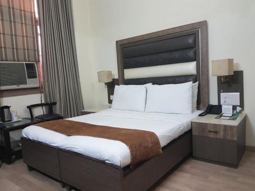 Hotel Suncourt Yatri