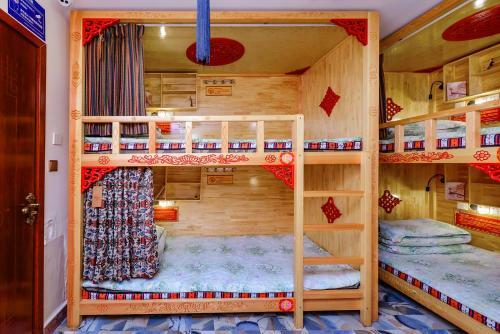Chongqing Tibetan Culture Youth Hostel