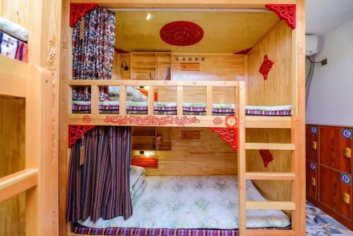 Chongqing Tibetan Culture Youth Hostel