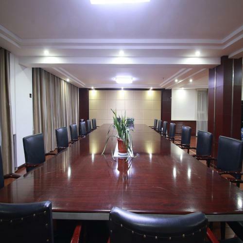Starway Hotel Zhangye Runquan Lake