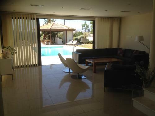 Mazotos Hills Villa