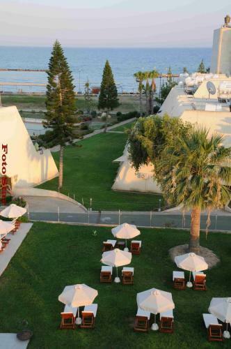 Frixos Suites Hotel Apartments