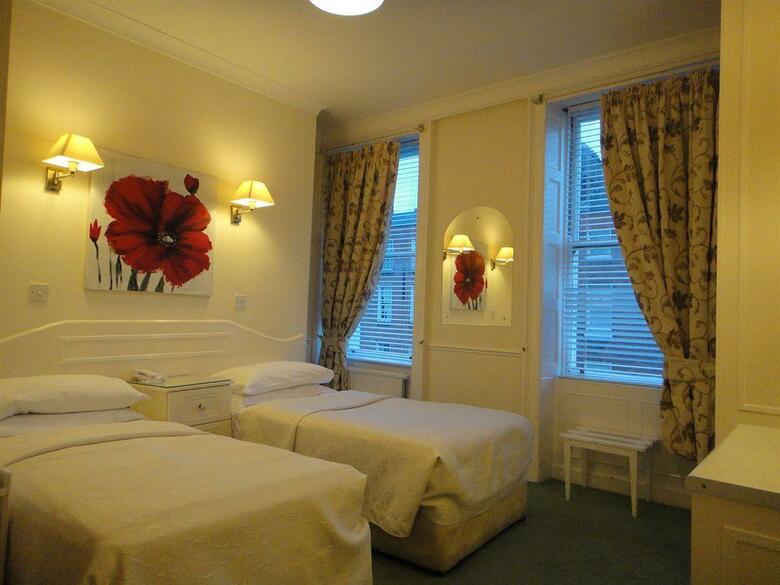Dergvale Hotel