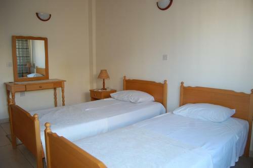 Nicos & Olympia Apartments