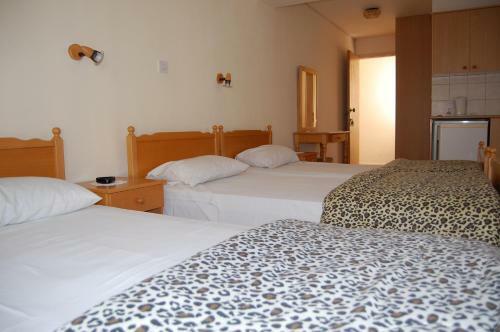 Nicos & Olympia Apartments