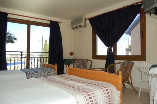 Nicos & Olympia Apartments