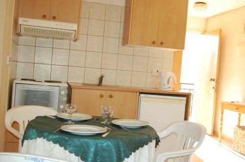 Nicos & Olympia Apartments