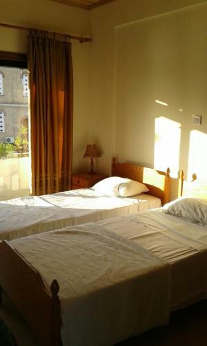 Nicos & Olympia Apartments