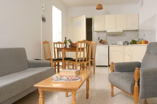 Alkionest Hotel Apartments