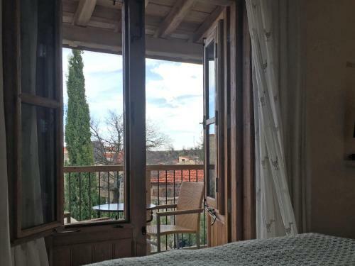 Hostal Apokryfo Traditional Guesthouse