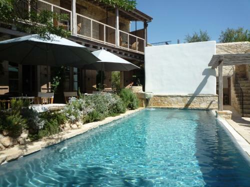 Hostal Apokryfo Traditional Guesthouse
