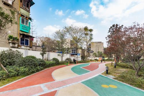 Jin Di Apartment