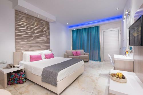 Aparthotel Loutsiana I & II Deluxe Apts