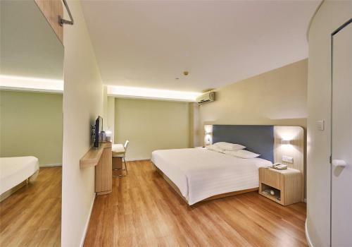 Hotel Hanting Express Qingdao Chengyang Liuting Airport