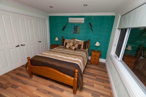 The Two Tin Cow B&B