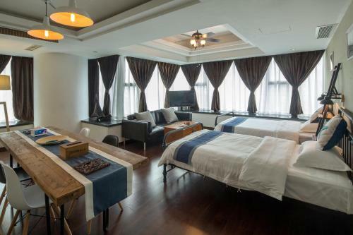 Chengdu Memory Space Apartment Taiguli Branch