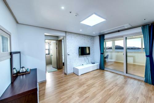 Hu An Stay Hotel