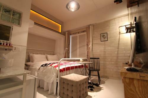 February Hotel Hwanggeum