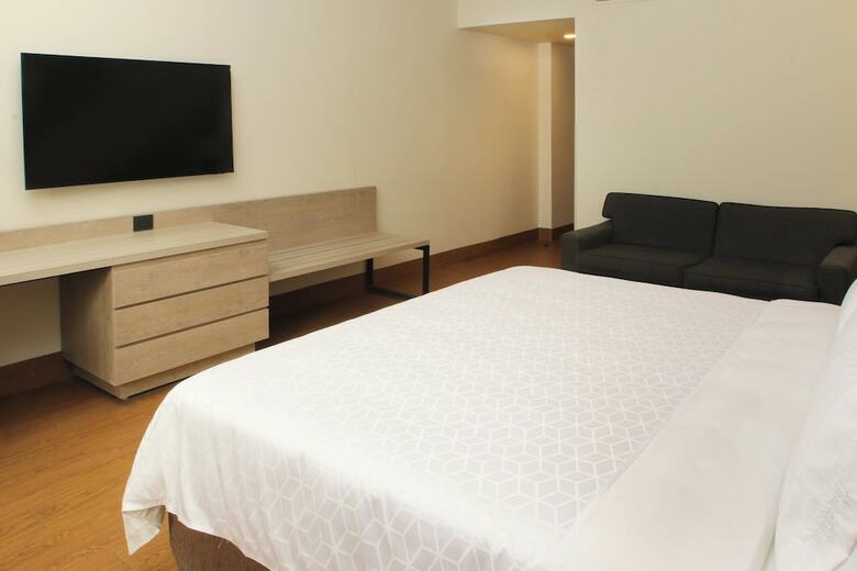 Hotel Express By Holiday Inn Tecnologico Monterrey