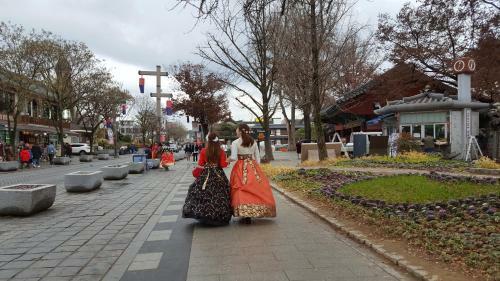 Hostal Hanok Village Gguldanji