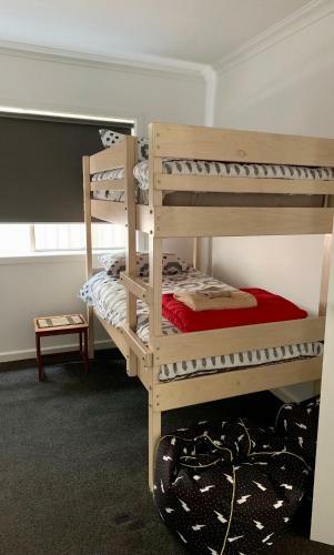 Bed & Breakfast Be On Lydiard Too
