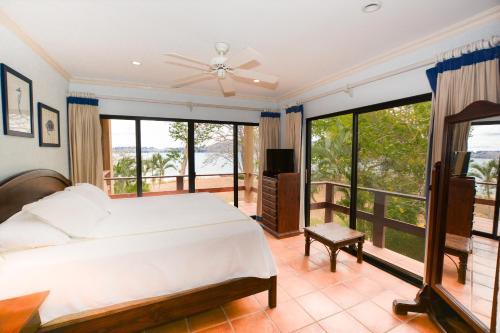Flamingo Marina Resort 612