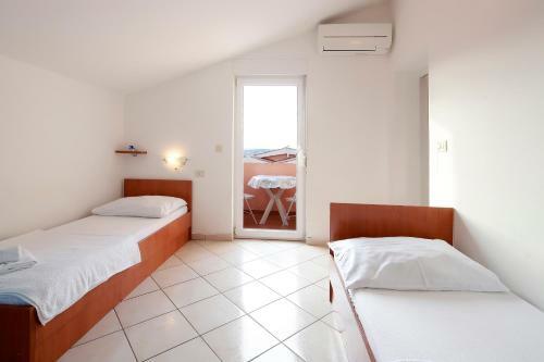 Hostal Apartments Olive