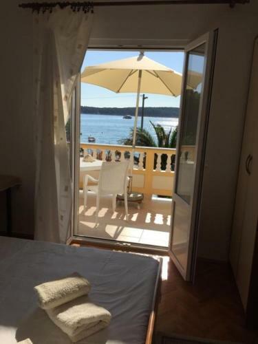 Hostal Apartments And Rooms Villa Luci