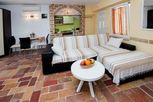 Hostal Studios Tommy