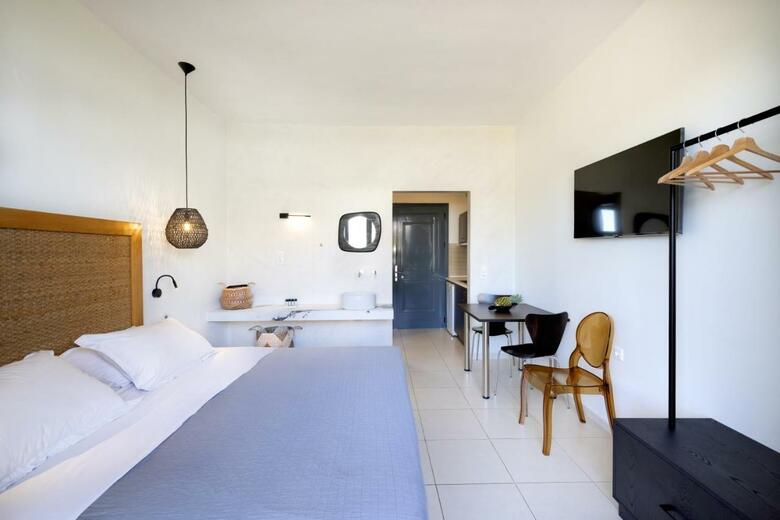 Hotel La Stella Apartments & Suites