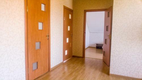 Hostal Vladimir Guest House