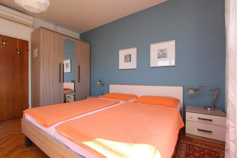 Rooms And Apartments Bella Vista