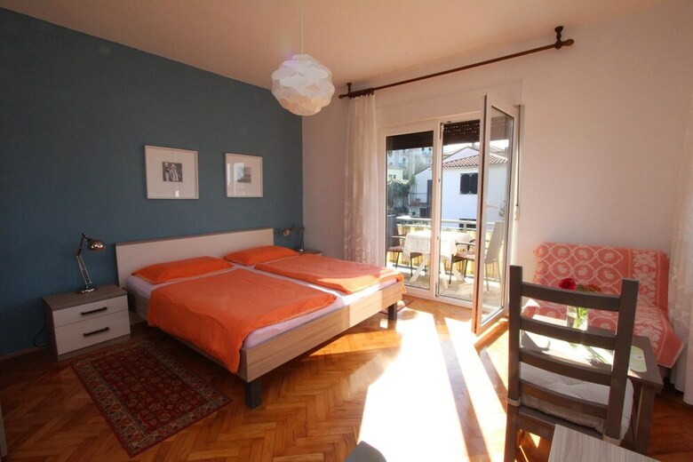 Rooms And Apartments Bella Vista