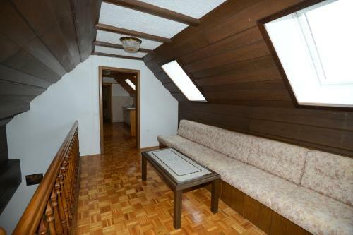 Apartments & Rooms Lipa
