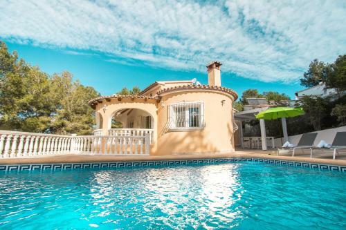 Abahana Villas Alosta