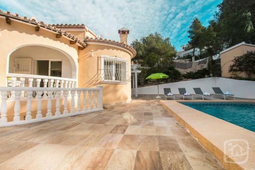 Abahana Villas Alosta