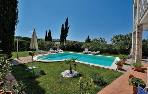 Apartment Izola With Sea View 04