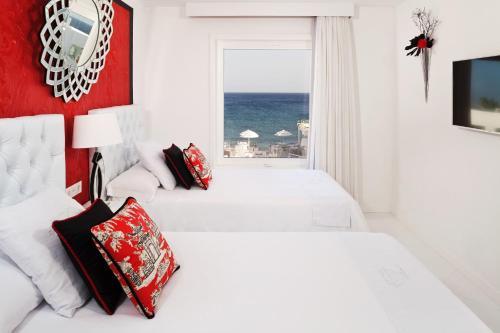 Hotel Lani's Suites De Luxe - Adults Only