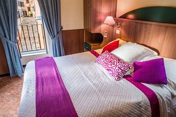 Hotel Ivanhoe